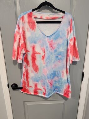 Women’s V-Neck Tie-Dye Top - Red, Blue & White